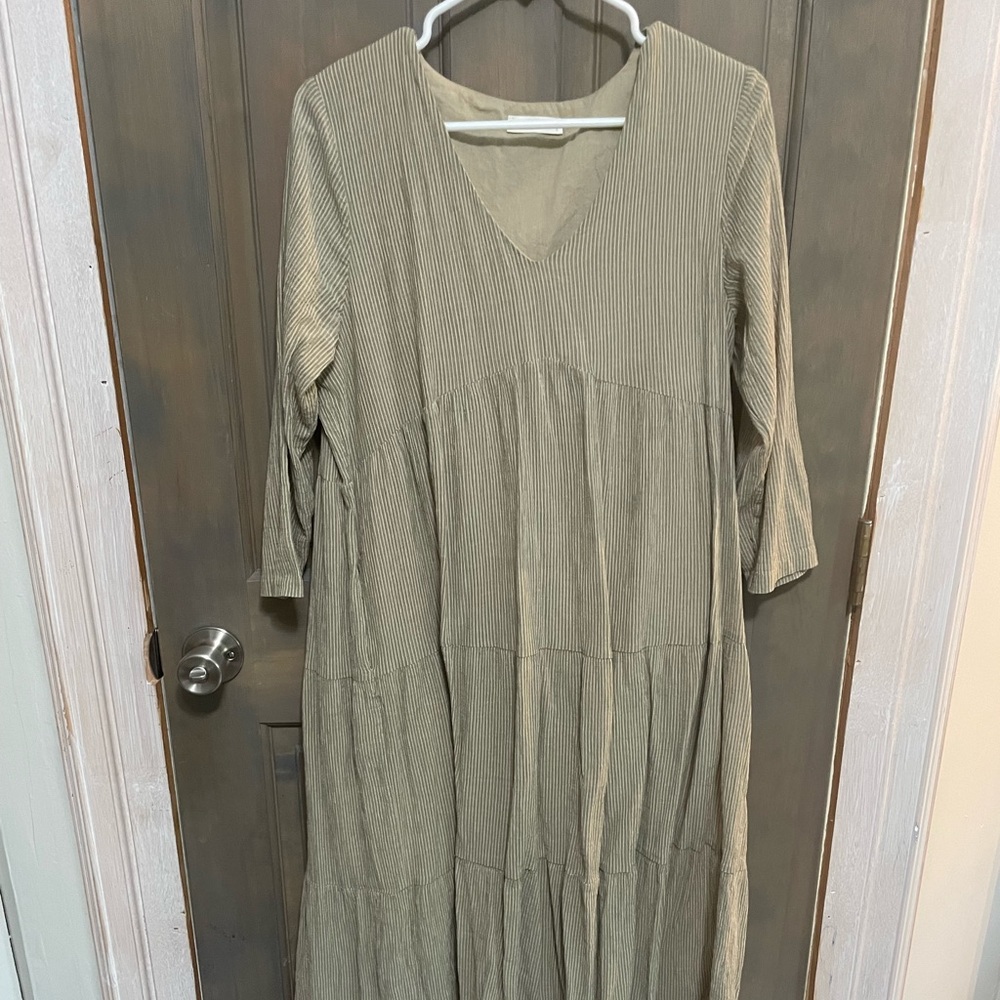 Neuflora Newport dress green and cream